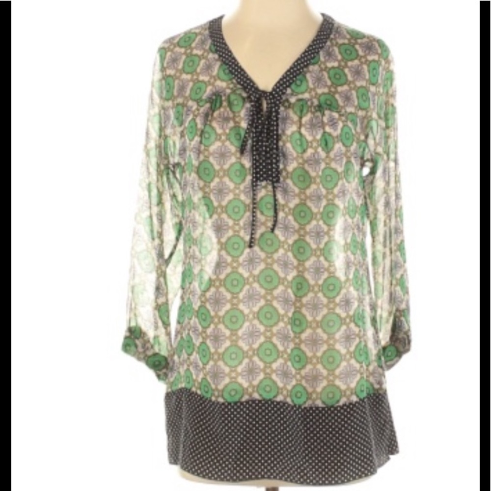 Bailey 44 Top 100% Silk Green and Black Floral 2